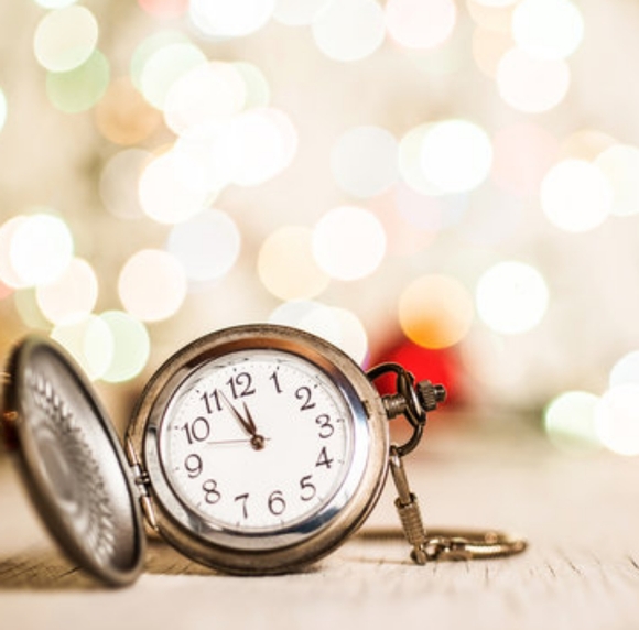 ℍ𝕒𝕡𝕡𝕪 ℕ𝕖𝕨 𝕐𝕖𝕒𝕣 - Picture 6 of 7